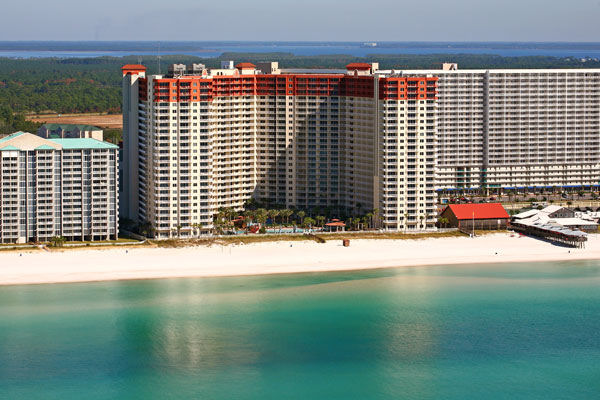 Shores of Panama — Oceanfront resort